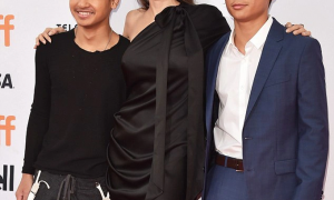 Angelina Jolie tiết lộ cùng làm việc với Pax Thiên và Maddox