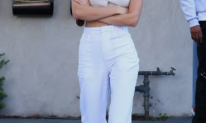 Siêu mẫu Kendall Jenner diện toàn đồ tối giản nhưng vẫn đạt điểm 10 sang xịn mịn