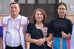 Siu Black làm lễ cưới với chồng cũ